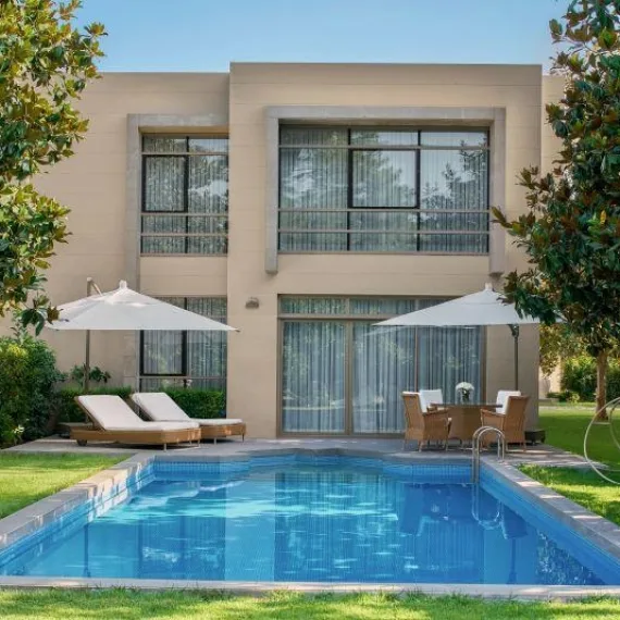 Deluxe Villa image 1 of 5