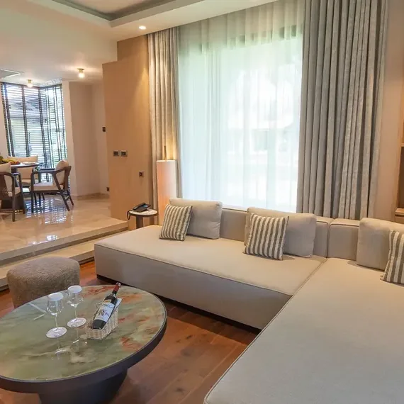 Executive Villa image 3 of 5