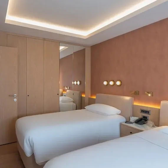 Gloria Villa image 4 of 5