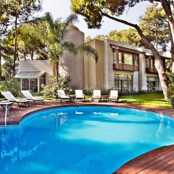 Presidential Villa image 2 of 5