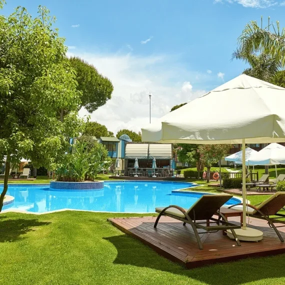 Select Villa - Gloria Verde image 4 of 5