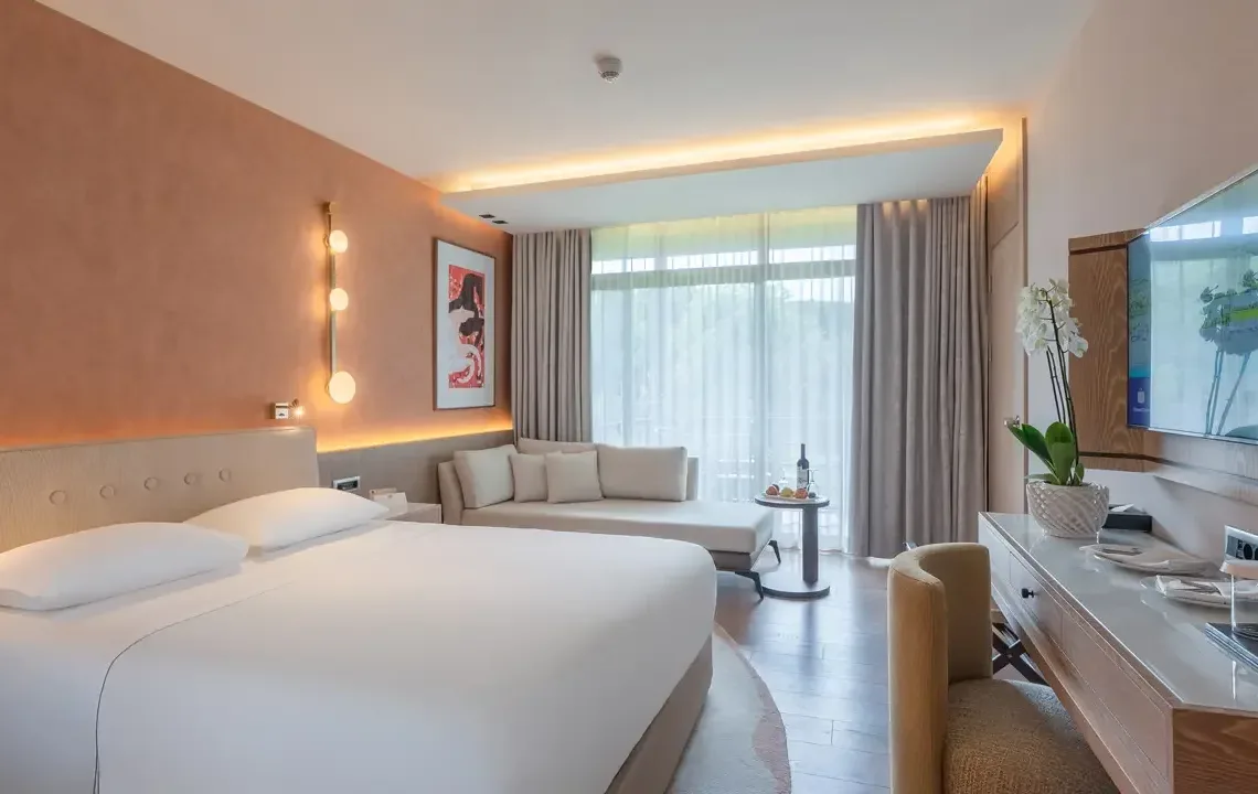 Gloria golf garden building standard room 2