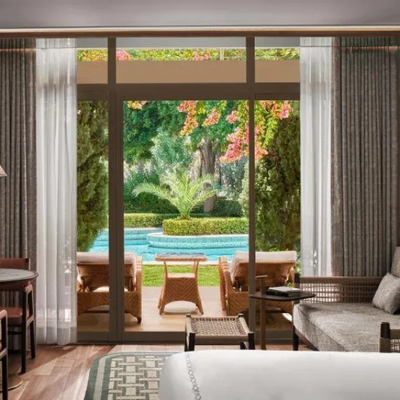 Superior Laguna Room image 2 of 5