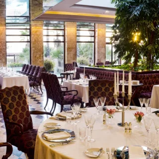 Le Jardin Au Printemps A La Carte Restaurant